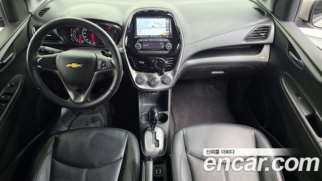 Chevrolet Korea Spark — interior