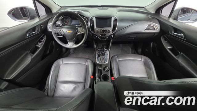 Chevrolet Korea Cruze — interior