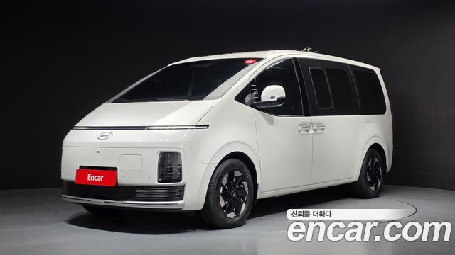 Hyundai Staria — exterior
