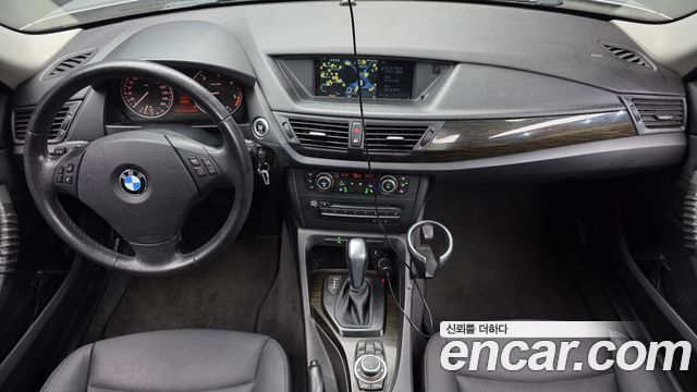 BMW X1 — interior