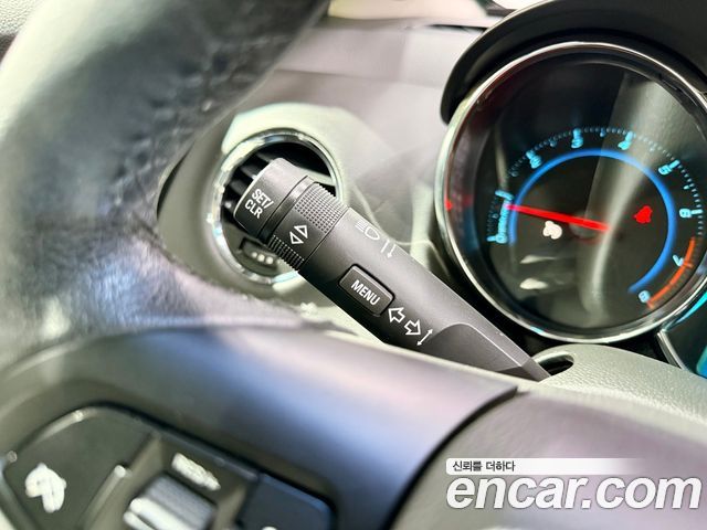 Chevrolet Korea Cruze — interior