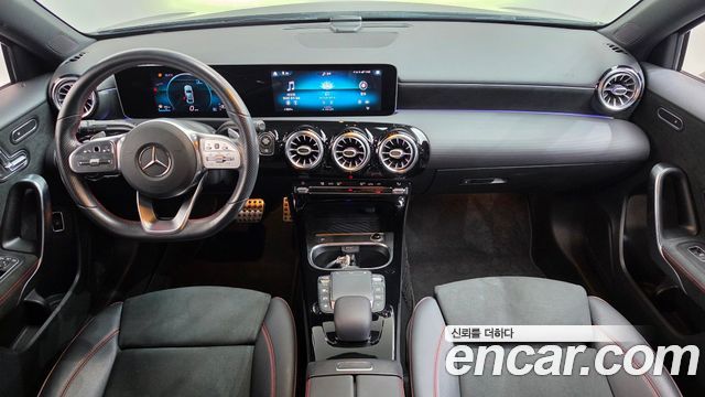 Mercedes-Benz A-Class — interior
