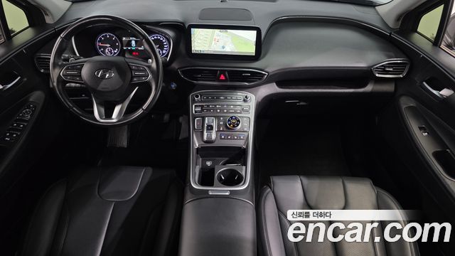 Hyundai Santa Fe — interior