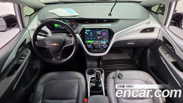 Chevrolet Korea Bolt EV — interior