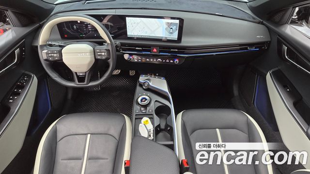 Kia EV6 — interior