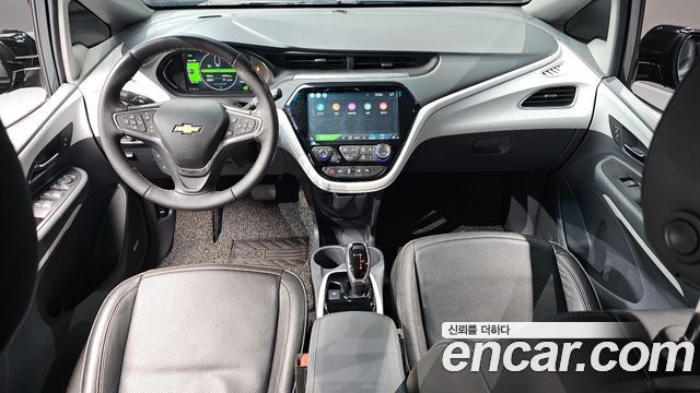 Chevrolet Korea Bolt EV — interior