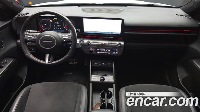 Hyundai Kona — interior