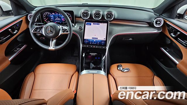 Mercedes-Benz C-Class — interior