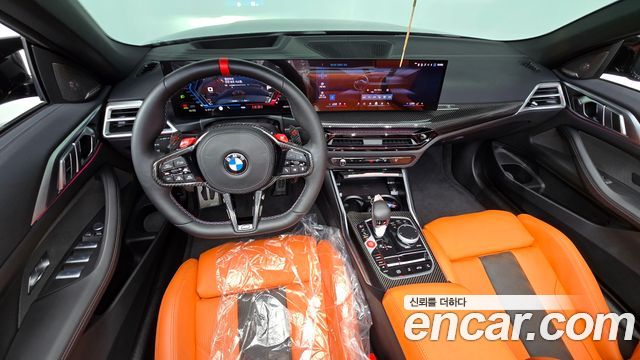 BMW M4 — interior