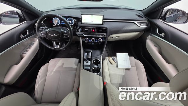 Genesis G70 — interior