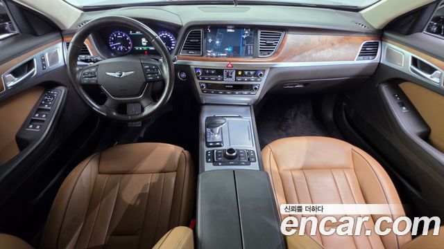Genesis G80 — interior