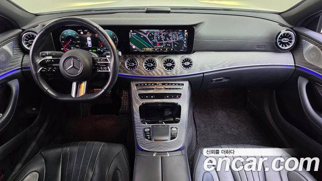 Mercedes-Benz CLS-Class — interior