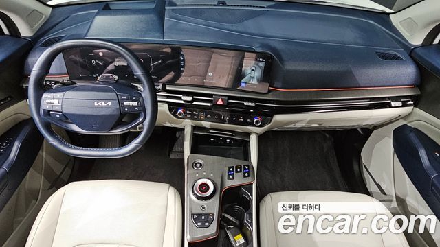 Kia Sportage — interior