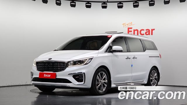 Kia Carnival — exterior
