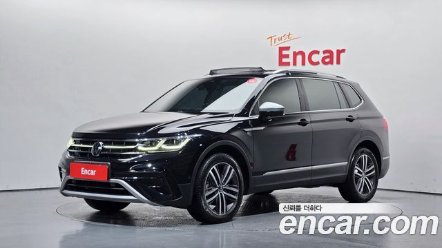 Volkswagen Tiguan — exterior