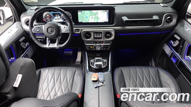 Mercedes-Benz G-Class — interior