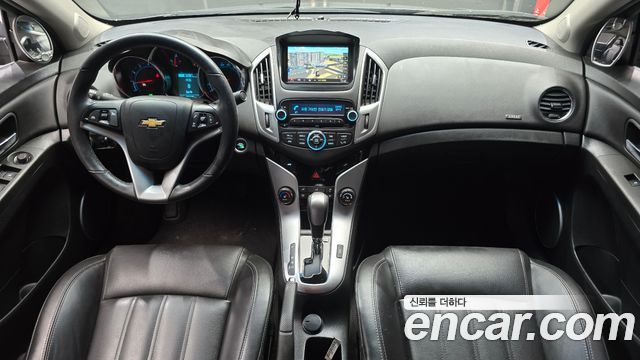 Chevrolet Korea Cruze — interior