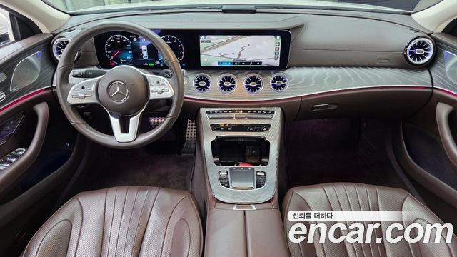 Mercedes-Benz CLS-Class — interior