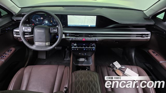 Hyundai Grandeur — interior