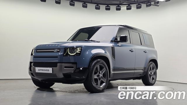 Land Rover Defender — exterior