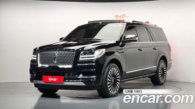 Lincoln Navigator