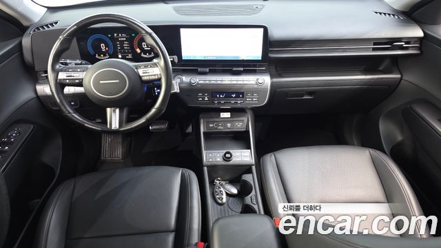 Hyundai Kona — interior