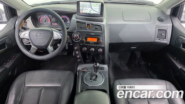 KG Mobility Korando — interior