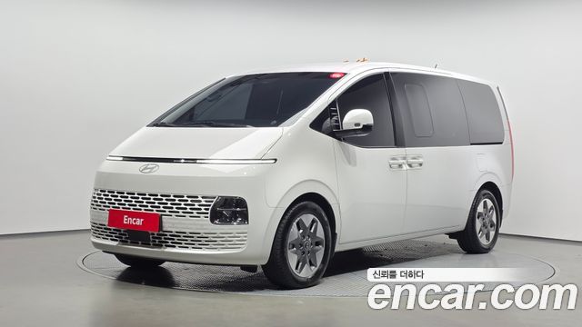 Hyundai Staria