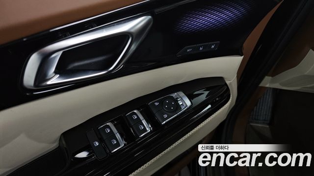 Kia Canival 2023 — photo 14