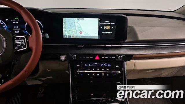 Kia Canival 2023 — photo 19