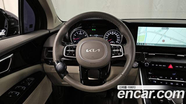 Kia Canival 2023 — фото 13