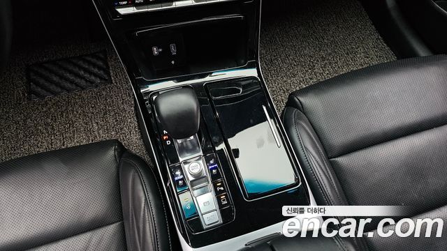 Kia K7 2020 — photo 9