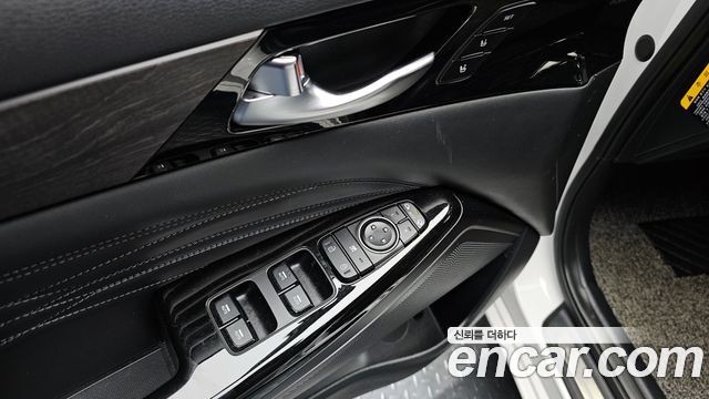 Kia K7 2020 — photo 19