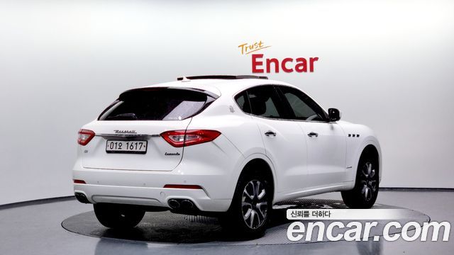 Maserati Levante 2018 — photo 2