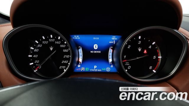 Maserati Levante 2018 — photo 8