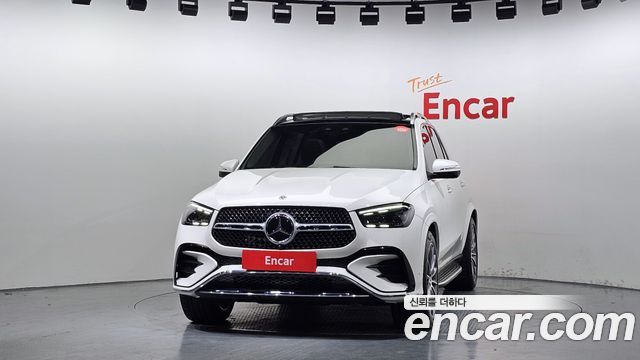 Mercedes-Benz GLE-Class 2023 — photo 3