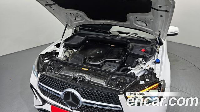 Mercedes-Benz GLE-Class 2023 — photo 6