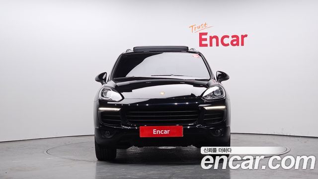 Porsche Cayenne 2016 — photo 3