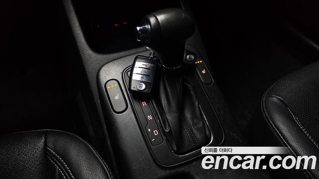 Kia K3 2014 — photo 9