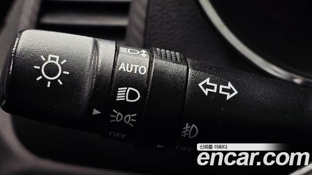 Kia K3 2014 — photo 17