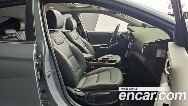 Hyundai Ioniq 2018 — photo 10