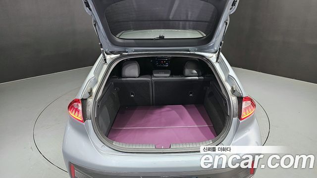 Hyundai Ioniq 2018 — photo 20