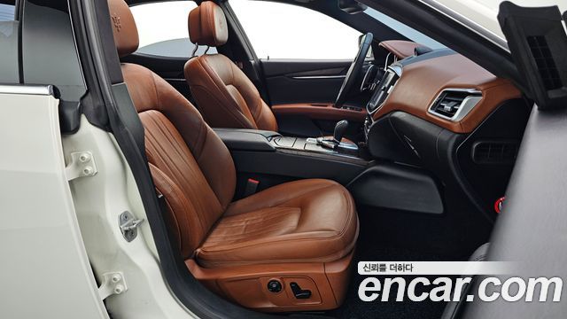 Maserati Ghibli 2016 — photo 10