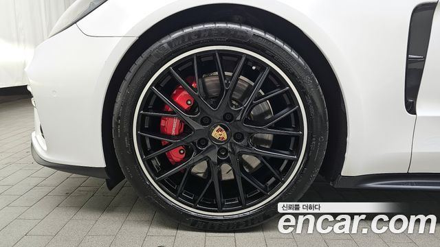 Porsche Panamera 2021 — photo 5