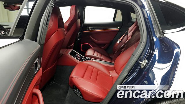 Porsche Panamera 2021 — photo 12