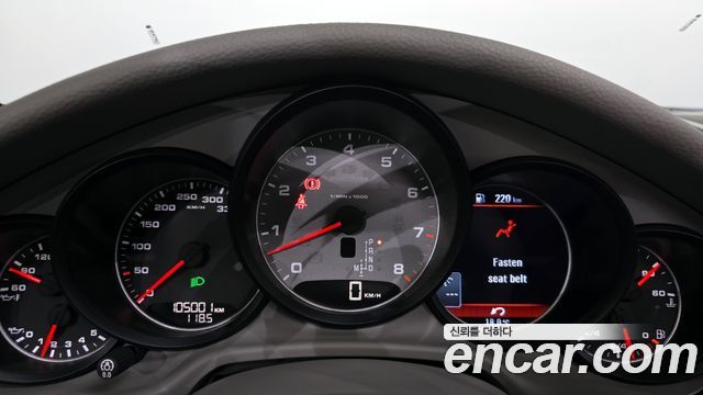 Porsche Panamera 2010 — photo 8