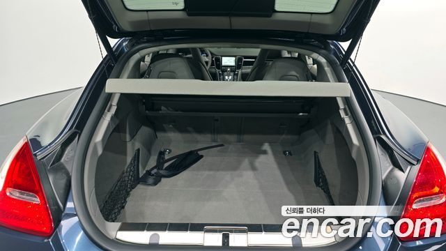 Porsche Panamera 2010 — photo 19