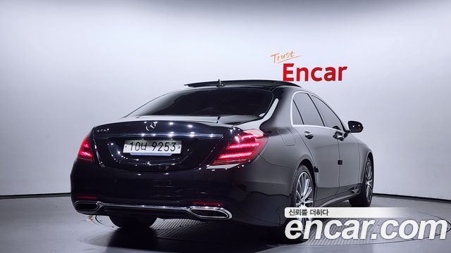 Mercedes-Benz S-Class 2018 — photo 2