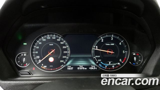 BMW Gran Turismo 2020 — photo 8