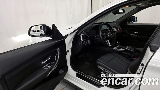BMW Gran Turismo 2020 — photo 10